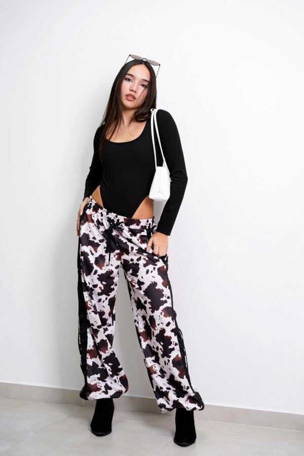 _DSC1656 Pantalon Parachute Zaira Estampado