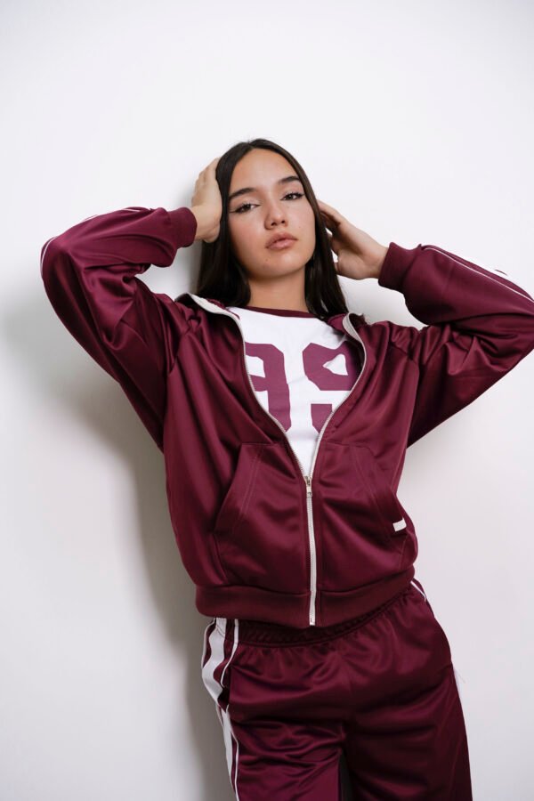 CAMPERA DEPORTIVA HOMERO