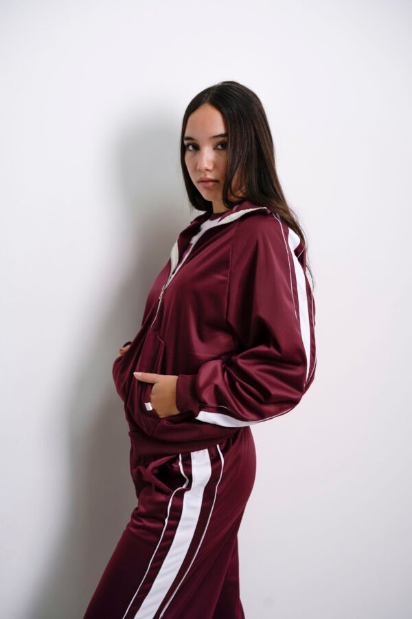 CAMPERA DEPORTIVA HOMERO