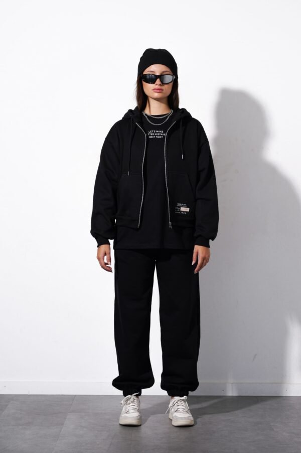 WhatsApp Image 2025-06-20 at 13.17.25 (5) Campera Jogging Basica