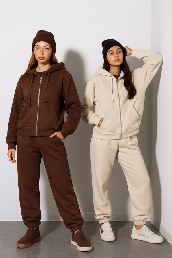 WhatsApp Image 2025-06-20 at 13.18.27 (1) Campera Jogging Basica